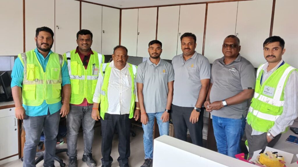 Khopta Site Staff (2)